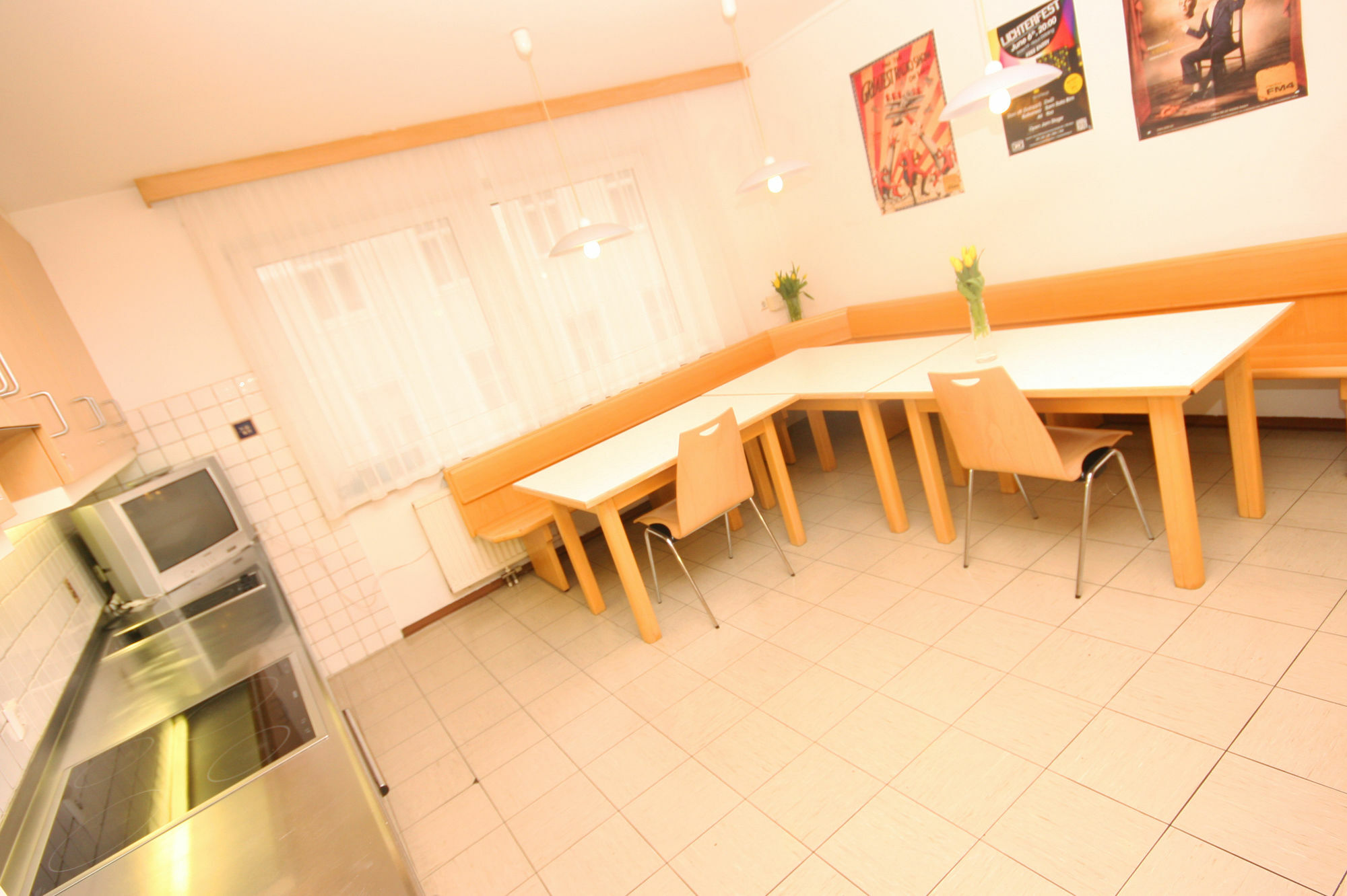 Mynext - Westbahnhof One Hostel